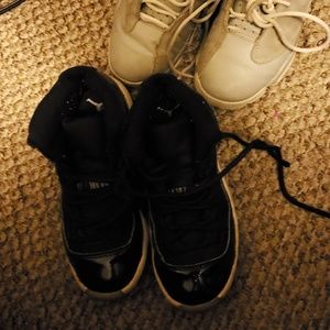 Boys Jordan shoes